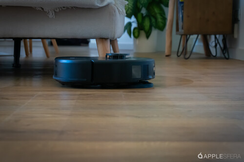 Eufy X10 Pro Omni, análisis: el robot con IA controlado con tu iPhone que aspira, friega... y también se limpia solo